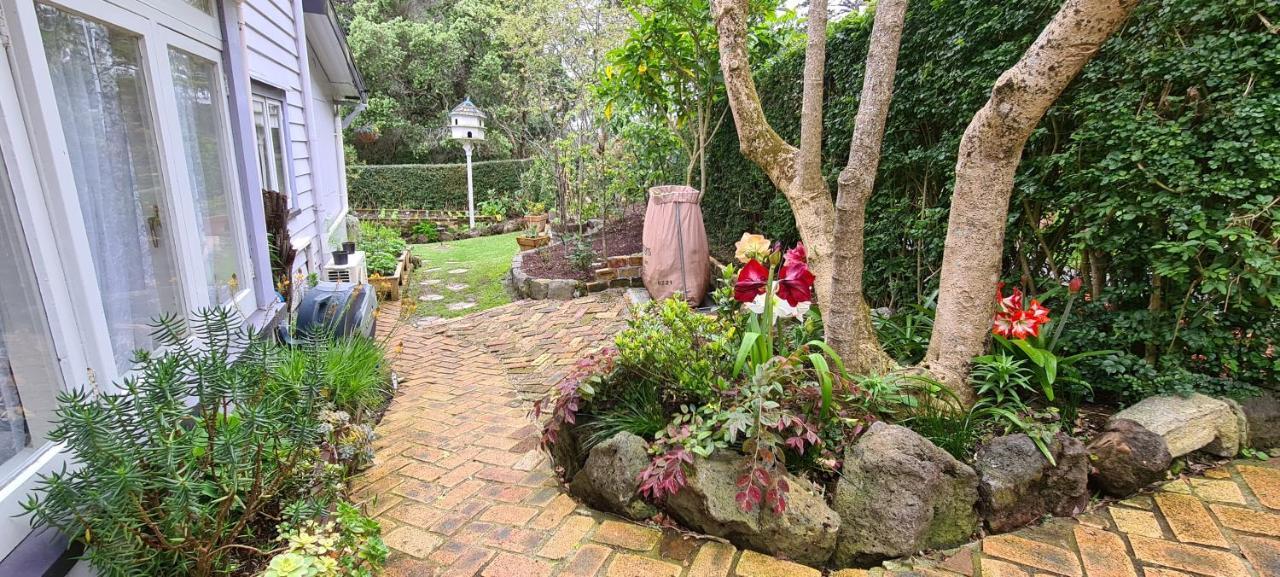 Dovecote House Bed & Breakfast Auckland Ngoại thất bức ảnh