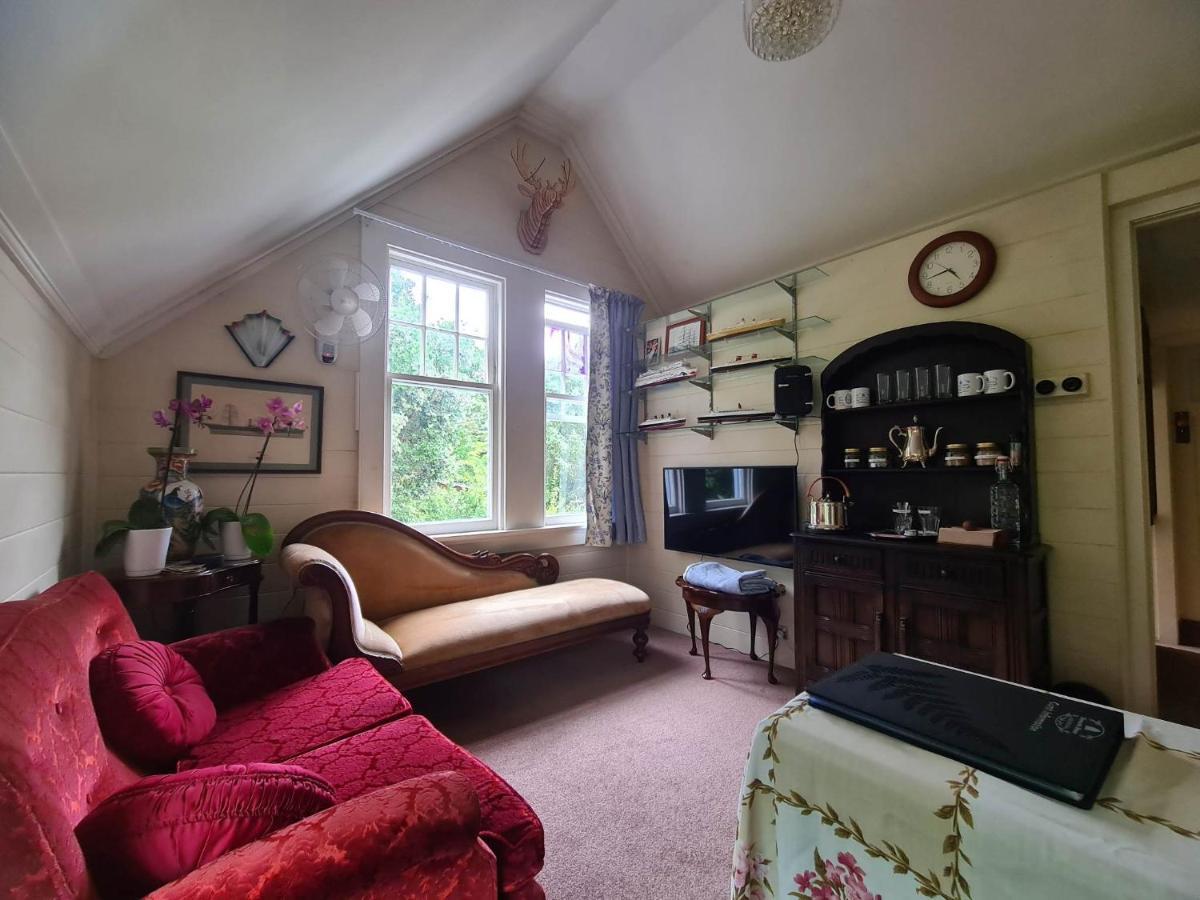 Dovecote House Bed & Breakfast Auckland Ngoại thất bức ảnh